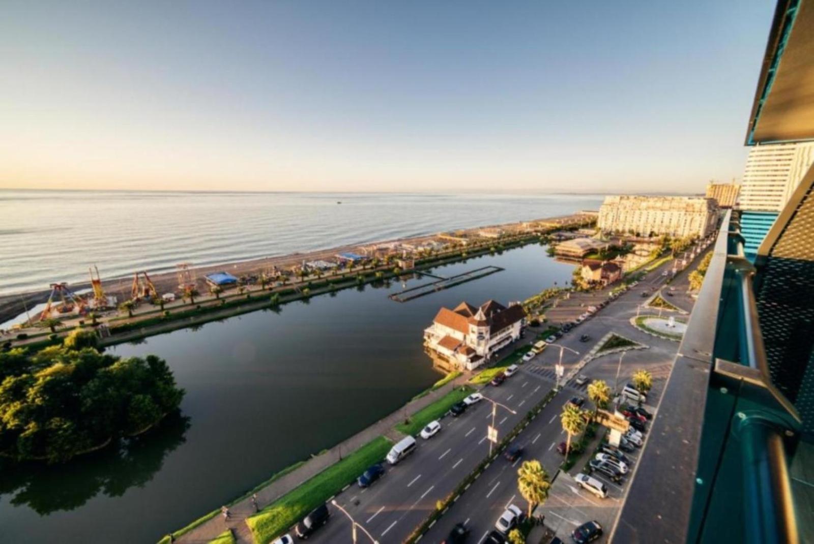 Orbi City Panoramic View Batumi Exterior foto
